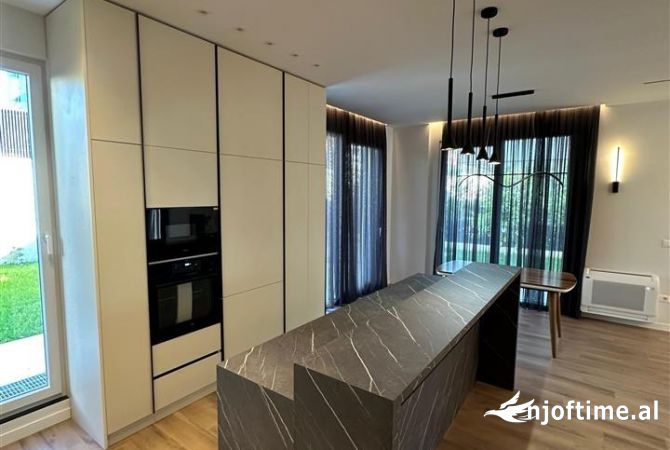 Luxury villas for rent in Tirana 4+1, Furnished