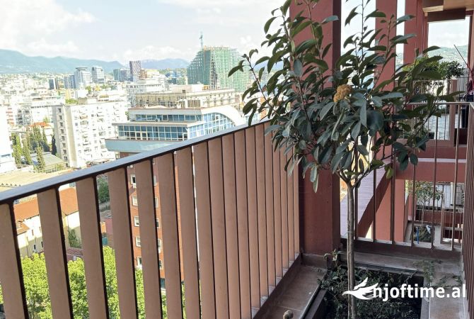 Casa in vendita 3+1 a Tirana - 443,499 Euro