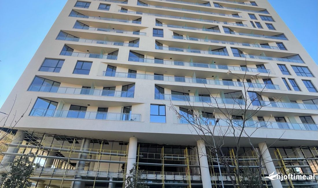 Shtepi ne shitje Apartament ne Tirane, 2+1, Mobilimi Bosh, pa mobiluar, Pagesa 244,001  Euro.