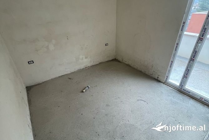 Shtepi ne shitje 2+1 ne Tirane - 126,792 Euro