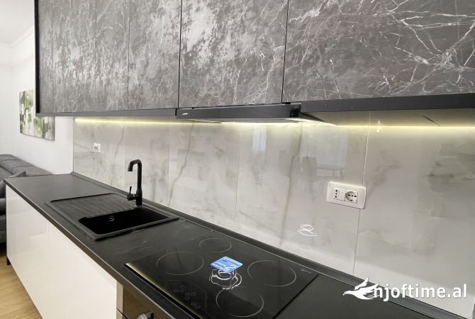 Shtepi ne shitje 2+1 ne Tirane - 150,000 Euro