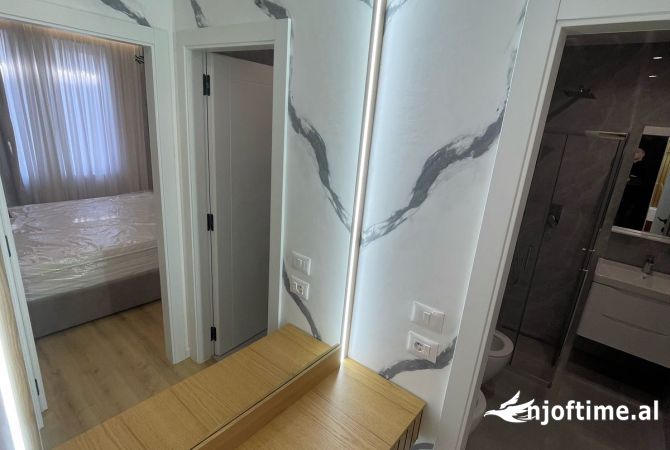 Shtepi me qera Apartament ne Tirane, 1+1, Mobilimi E mobiluar, Pagesa 550  Euro.