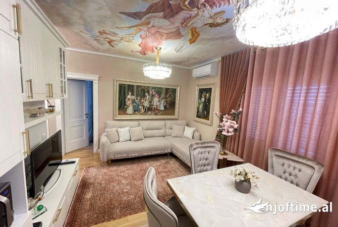 Shtepi me qera Apartament ne Tirane, 2+1, Mobilimi E mobiluar, Pagesa 1,300  Euro.