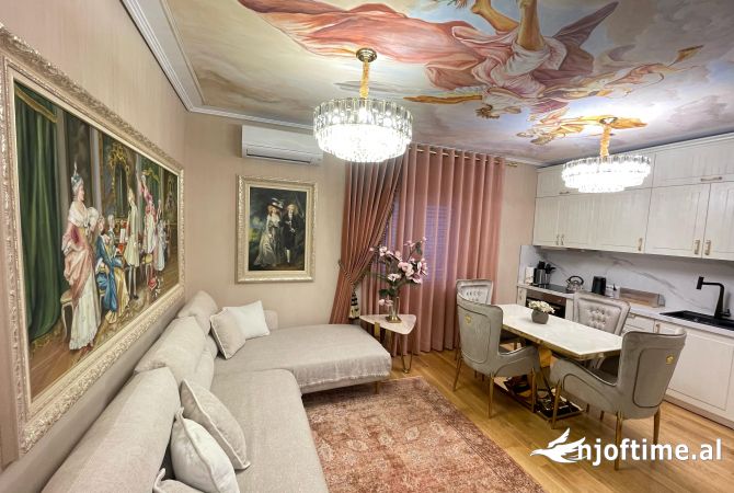 Shtepi me qera 2+1 ne Tirane - 1,300 Euro
