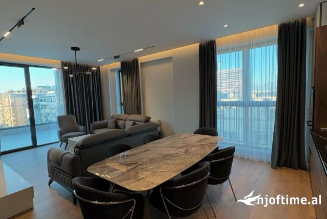 Shtepi me qera Apartament ne Tirane, 3+1, Mobilimi E mobiluar, Pagesa 1,600  Euro.