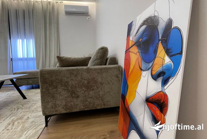 Shtepi me qera 2+1 ne Tirane - 800 Euro