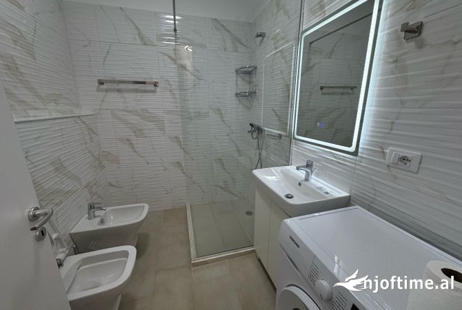 Shtepi me qera Apartament ne Tirane, 2+1, Mobilimi E mobiluar, Pagesa 750  Euro.