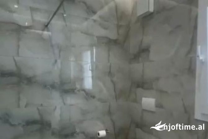 Shtepi me qera 2+1 ne Tirane - 800 Euro