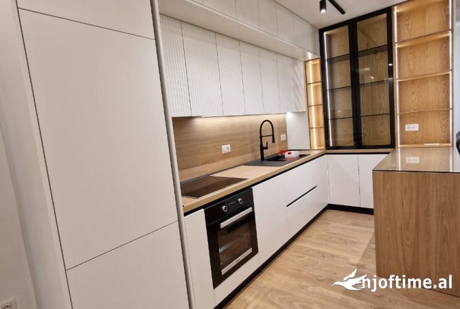 Shtepi me qera Apartament ne Tirane, 2+1, Mobilimi E mobiluar, Pagesa 1,200  Euro.