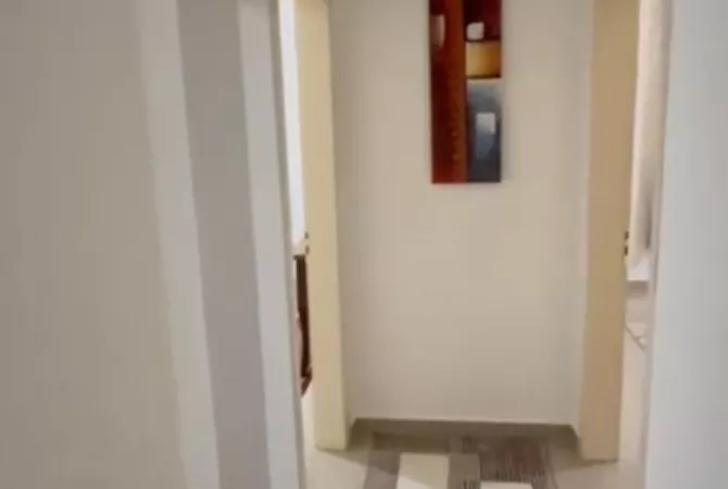 Shtepi me qera Apartament ne Tirane, 2+1, Mobilimi E mobiluar, Pagesa 550  Euro.