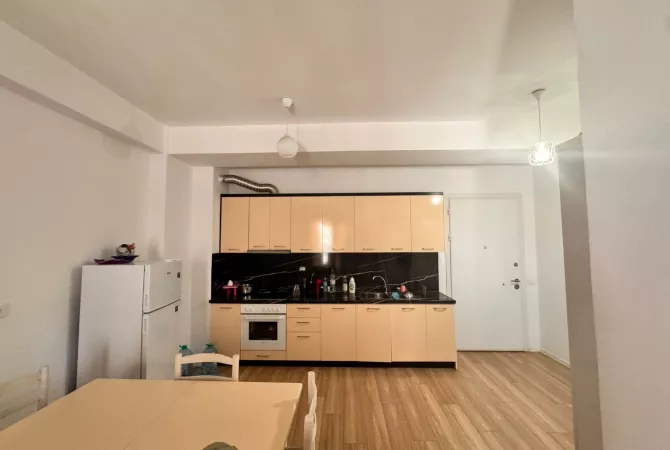 Shtepi me qera 2+1 ne Tirane - 500 Euro