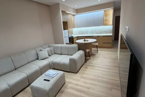 Shtepi me qera Apartament ne Tirane, 2+1, Mobilimi E mobiluar, Pagesa 905  Euro.