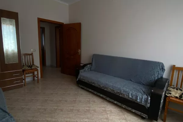 Shtepi me qera 2+1 ne Tirane - 500 Euro