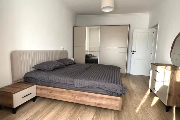 Shtepi ne shitje Apartament ne Tirane, 1+1, Mobilimi E mobiluar, Pagesa 155,009  Euro.