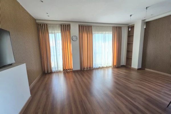 Shtepi ne shitje 2+1 ne Tirane - 330,009 Euro