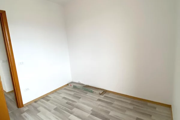 Shtepi ne shitje Apartament ne Tirane, 2+1, Mobilimi E mobiluar, Pagesa 132,009  Euro.