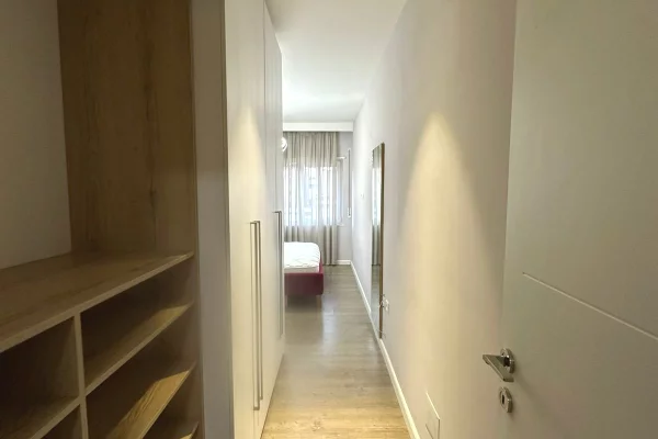 Shtepi ne shitje Duplex(shtepi me 2 kate) ne Tirane, 2+1, Mobilimi E mobiluar, Pagesa 224,009  Euro.