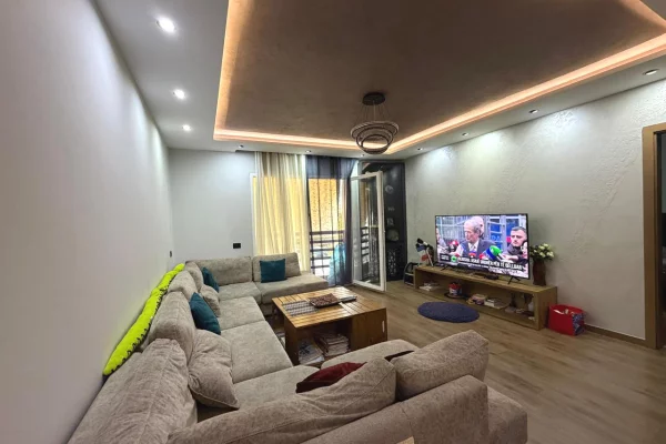 Shtepi ne shitje 2+1 ne Tirane - 350,009 Euro