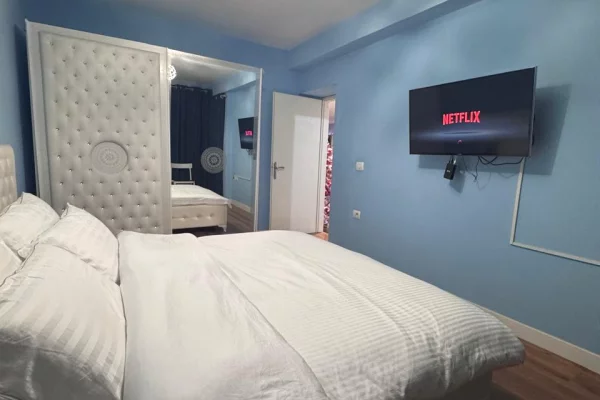 Shtepi me qera Apartament ne Tirane, 2+1, Mobilimi E mobiluar, Pagesa 889  Euro.