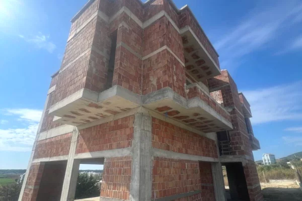 Shtepi ne shitje 3+1 ne Durres - 900,050 Euro