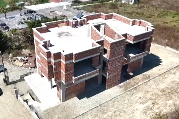 Shtepi ne shitje 3+1 ne Durres - 900,050 Euro