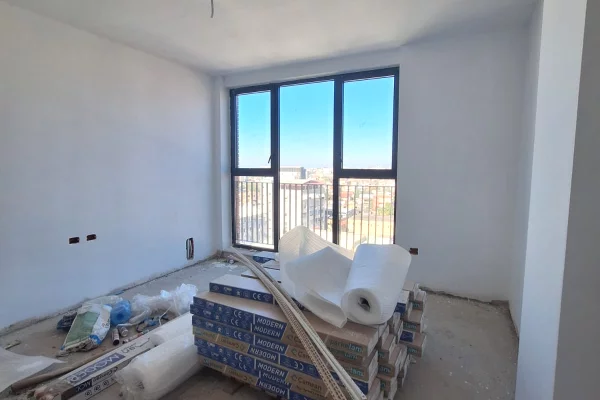 📍 Shitet Apartament 1+1 – 5 Maji