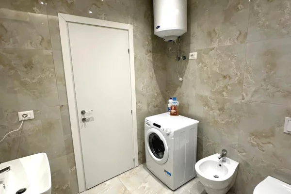 Shtepi me qera Apartament ne Tirane, 2+1, Mobilimi E mobiluar, Pagesa 1,209  Euro.