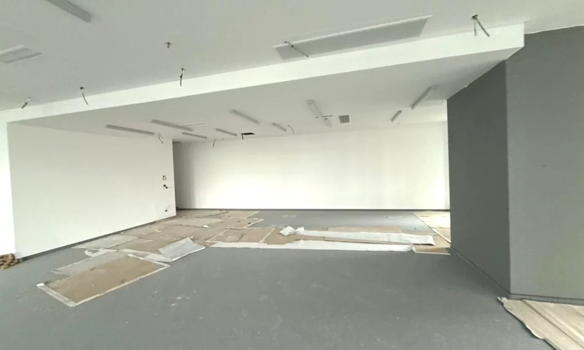 Zyre OPEN SPACE me Qira 1,547 m2– Downtown One, Tirane 🏙️