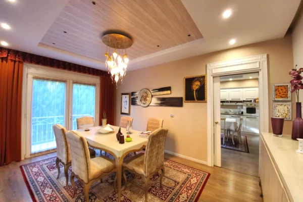 Luxury villas for sale in Tirana 5+1, Furnished