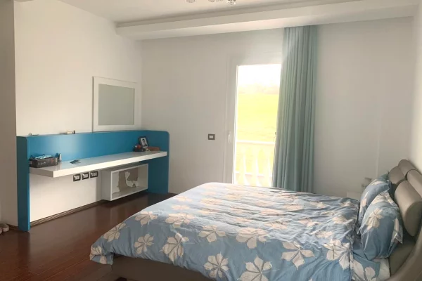 Shtepi ne shitje Vila Luksoze ne Tirane, 7+1, Mobilimi E mobiluar, Pagesa 2,200,000  Euro.