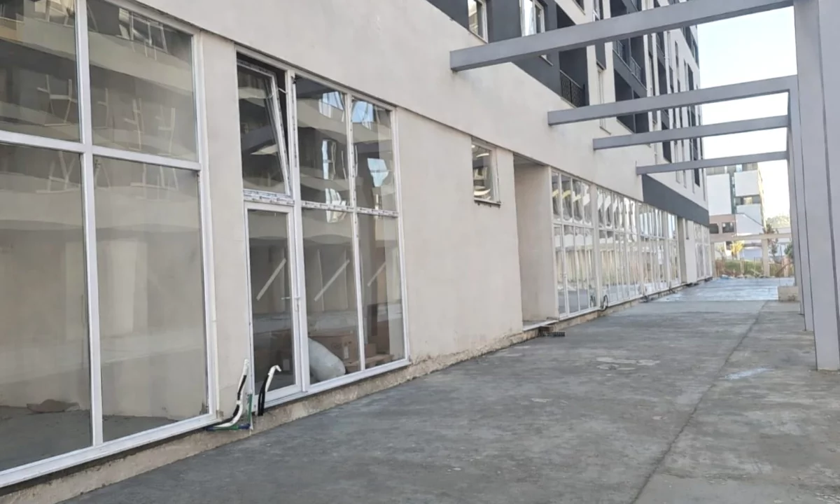 📍 Shitet Dyqan – Univers City