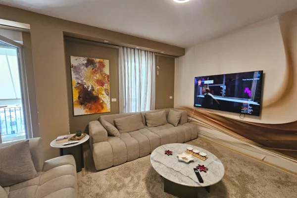 Shtepi ne shitje Apartament ne Tirane, 2+1, Mobilimi E mobiluar, Pagesa 223,009  Euro.