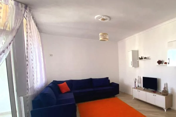 Shtepi me qera Apartament ne Tirane, 1+1, Mobilimi E mobiluar, Pagesa 40,050  Leke.