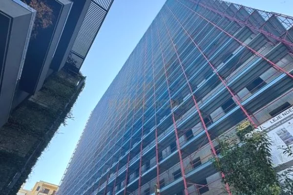 Duplex (2 storey house) for sale in Tirana 4+1, Emty