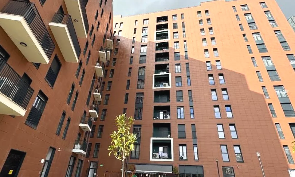 Appartamento in vendita a Tirana 2+1, Vuoto