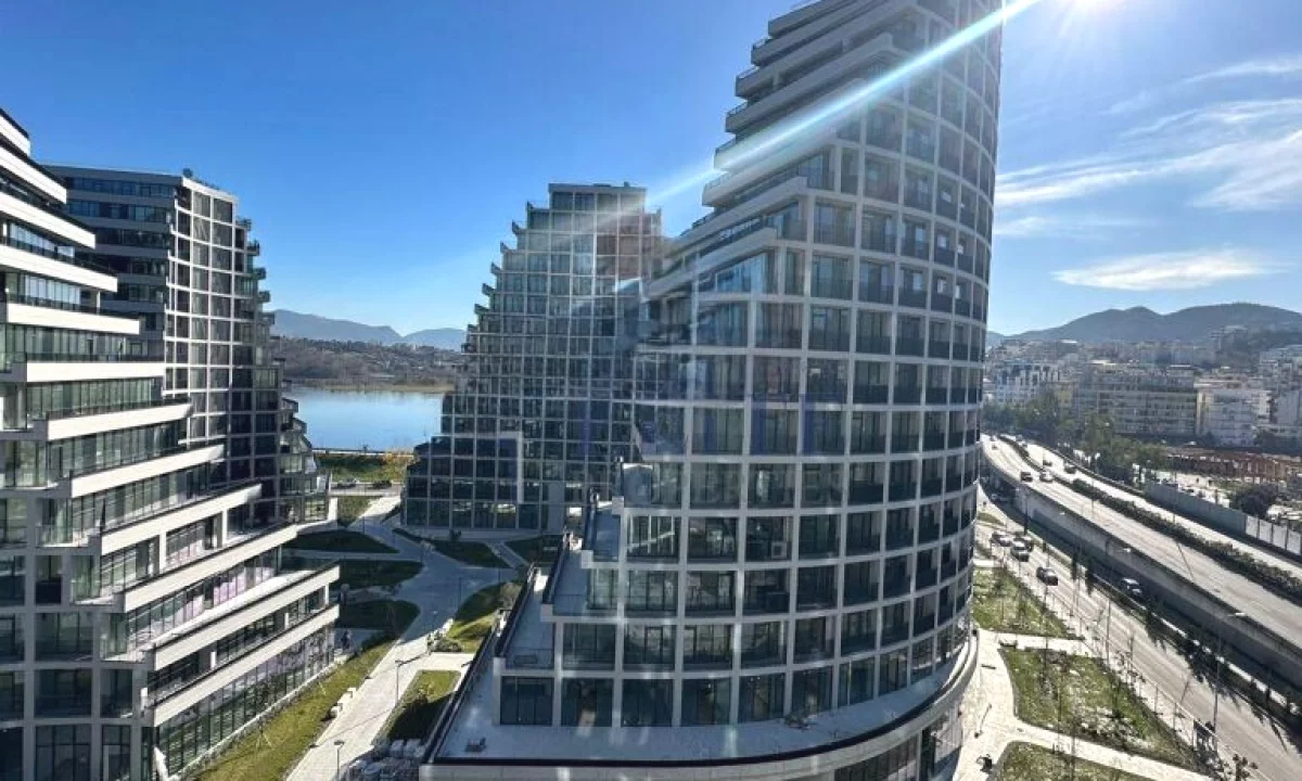 Appartamento in vendita a Tirana 2+1, Vuoto