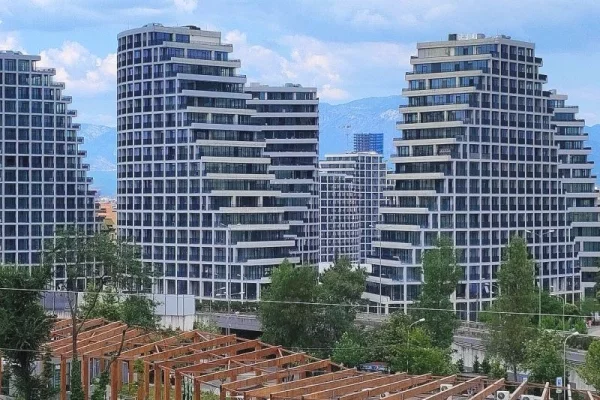 Appartamento in vendita a Tirana 2+1, Vuoto