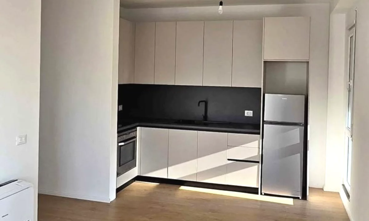 🏢 Zyre me Qira 2+1+2 + Parkim – Don Bosko (Rruga Egnatia) ✨