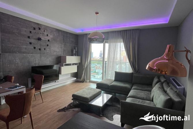 Shtepi me qera 2+1 ne Tirane - 2,200 Euro