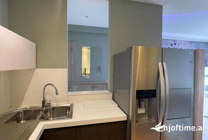 Shtepi me qera 2+1 ne Tirane - 2,200 Euro