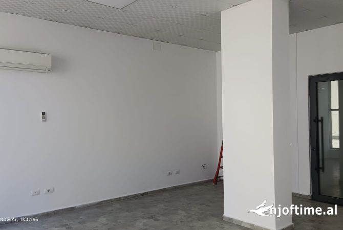 Ambient biznesi me qera 3+1 ne Tirane - 600 Euro