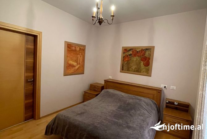 Shtepi me qera 3+1 ne Tirane - 1,500 Euro