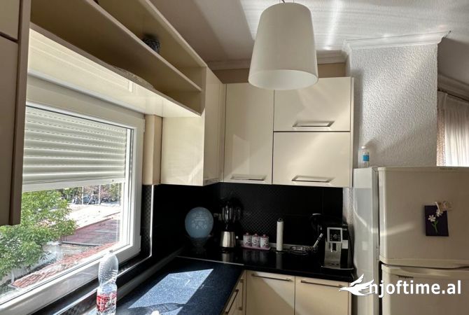 Shtepi me qera 3+1 ne Tirane - 750 Euro