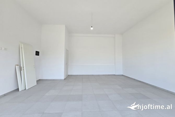 Ambient biznesi me qera 1+1 ne Tirane - 500 Euro
