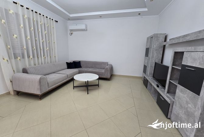 Apartament 3+1+2 me Qera Prane ambasades Rumune
