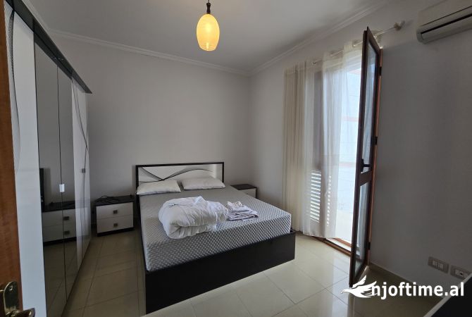 Shtepi me qera Apartament ne Tirane, 2+1, Mobilimi E mobiluar, Pagesa 600  Euro.