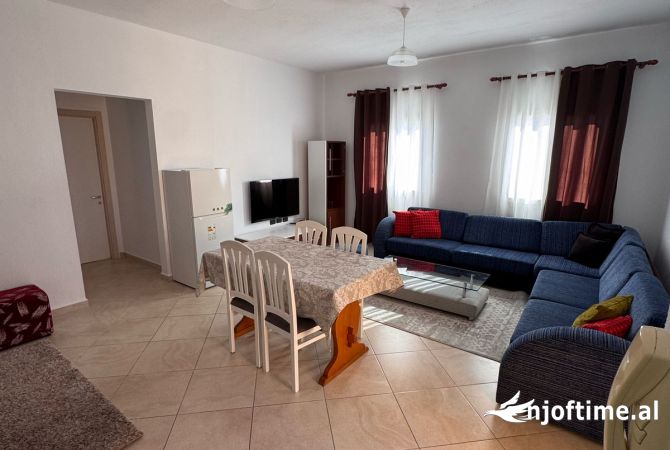 Shtepi me qera 2+1 ne Tirane - 450 Euro