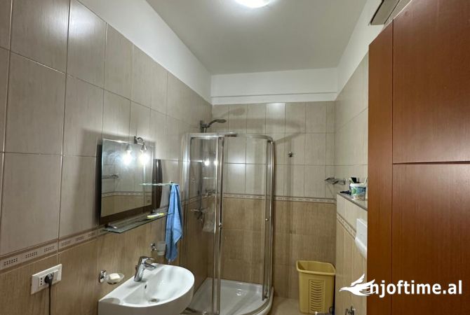 Shtepi me qera 1+1 ne Tirane - 700 Euro