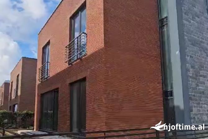 Shtepi ne shitje 3+1 ne Tirane - 375,000 Euro