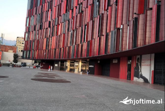 Shtepi me qera 1+1 ne Tirane - 1,100 Euro
